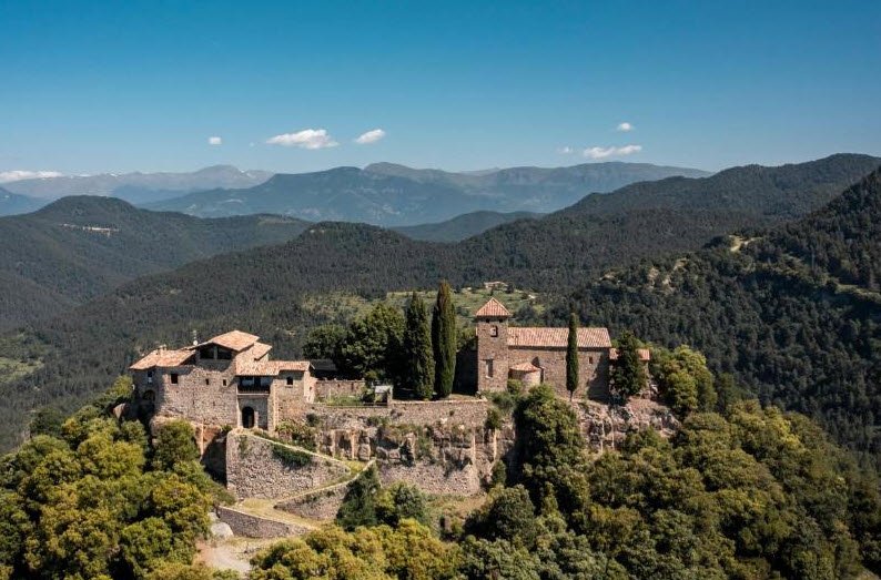 Castell de Les Atzavares, Spain